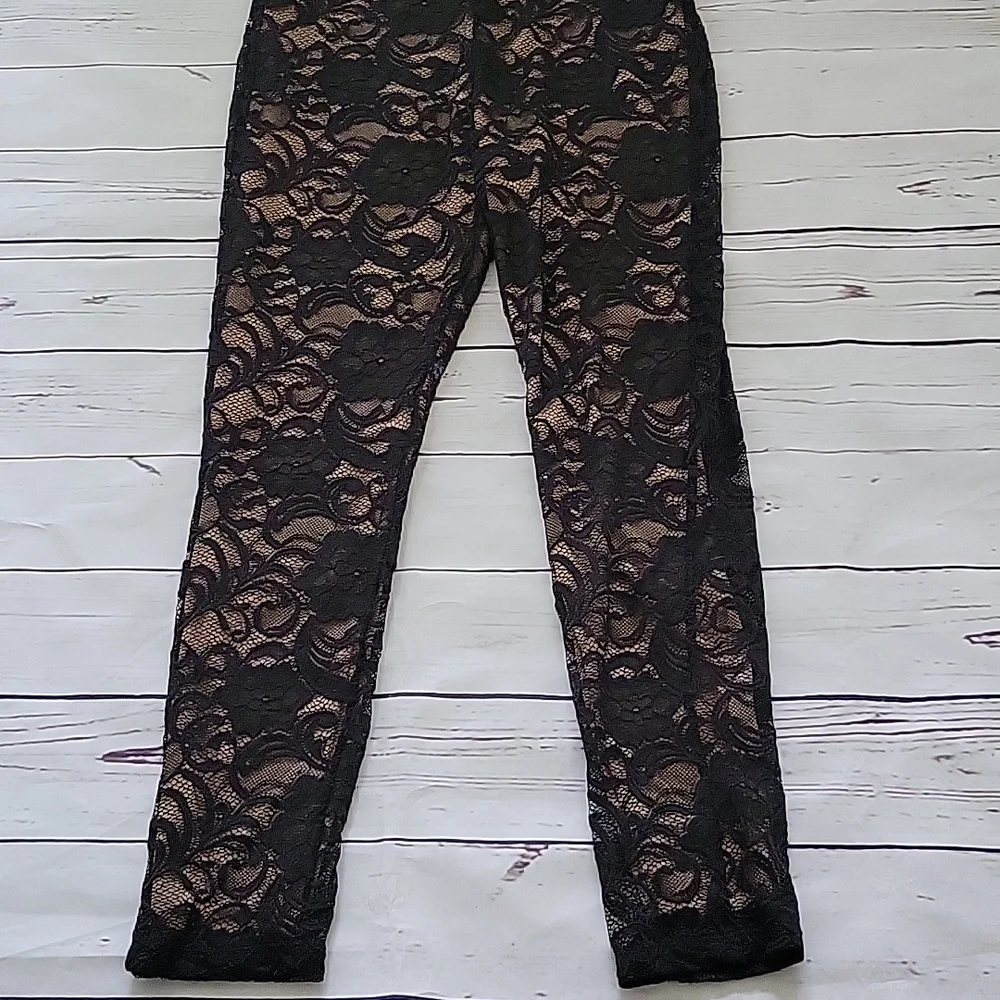 Desirea Catsuit - Picture 3 of 9